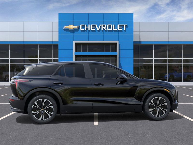 New 2025 Chevrolet Blazer EV FWD LTImage 5