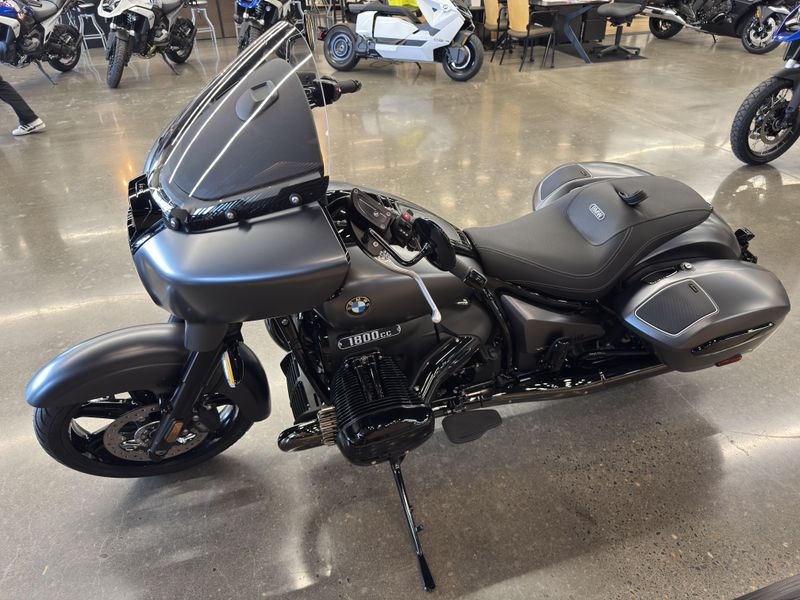 2025 BMW R 18 B - MINERAL GREY METALLIC MATTE