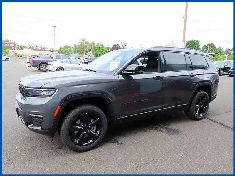 2025 Jeep Grand Cherokee L LimitedImage 1