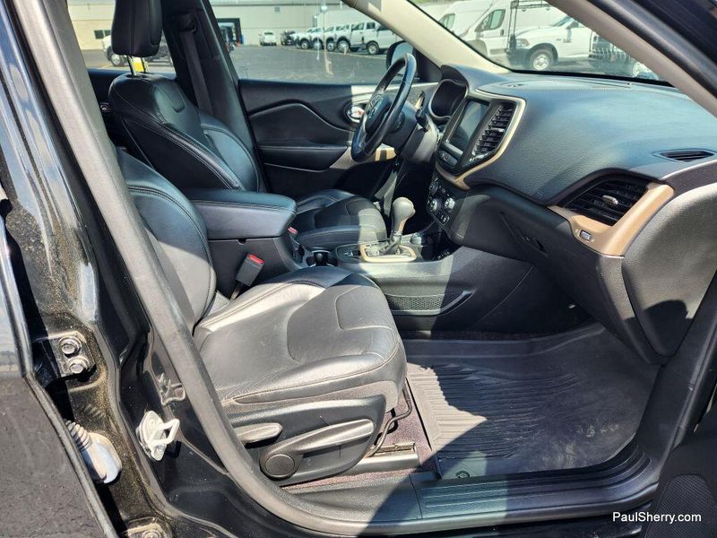2018 Jeep Cherokee LimitedImage 24