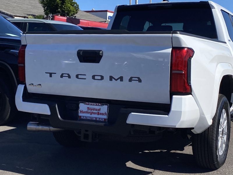 New 2025 Toyota Tacoma SR5Image 4