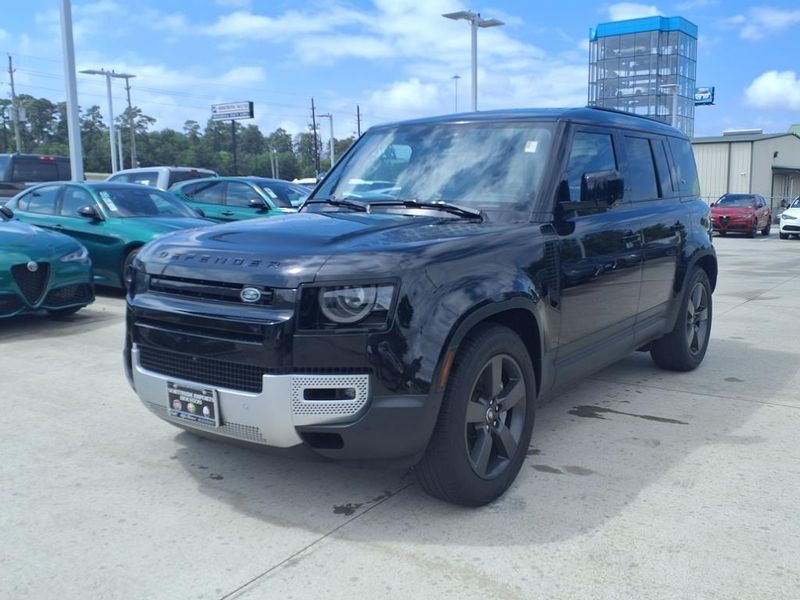 2024 Land Rover Defender SImage 12