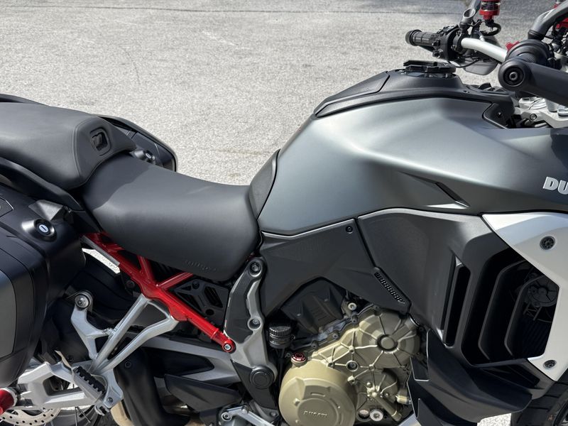 2022 Ducati Ducati Multistrada V4 S Travel + Radar Spoked Wheels