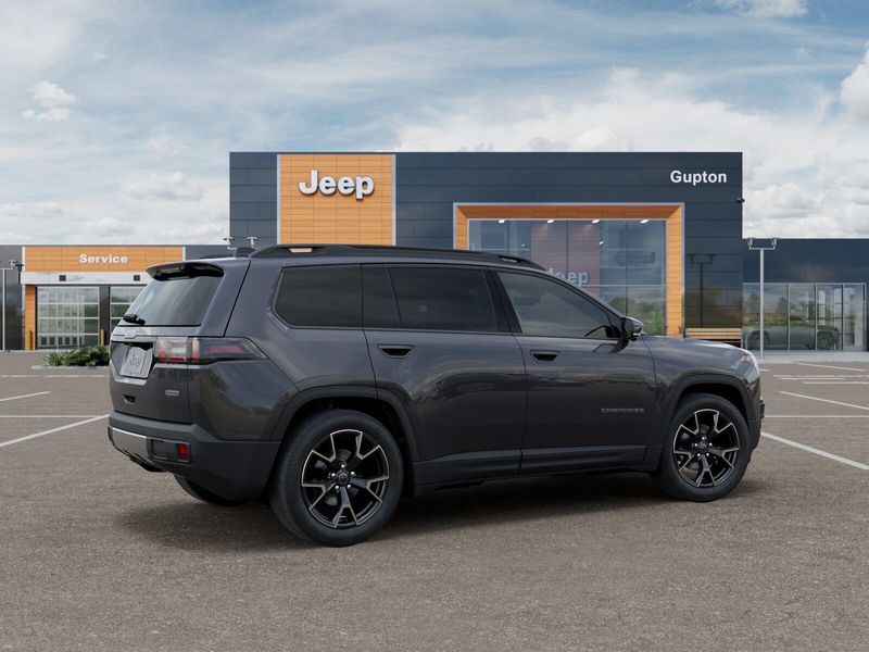 New 2026 Jeep Cherokee Overland 4x4Image 30