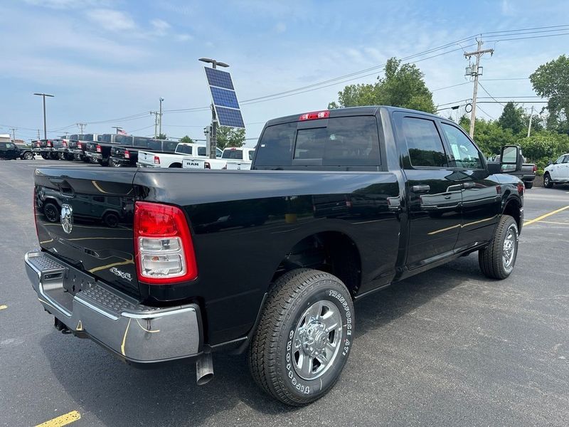 2024 RAM 2500 Tradesman Crew Cab 4x4 6