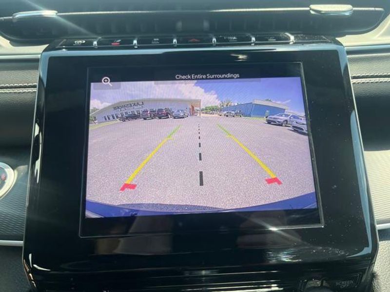 2025 Jeep Grand Cherokee Laredo X 4x4