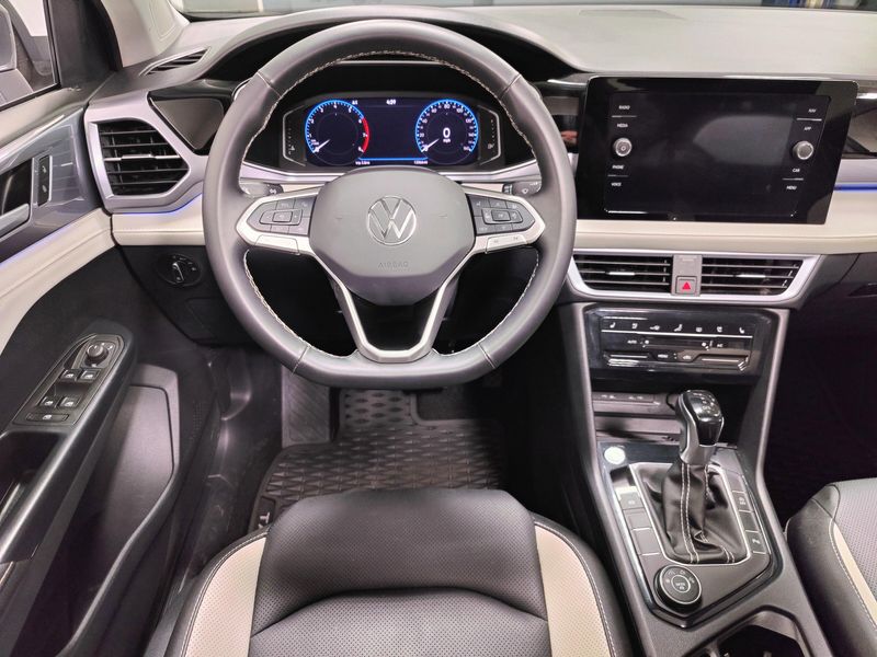 Used 2025 Volkswagen Taos SEL AWD w/Sunroof/NavImage 20