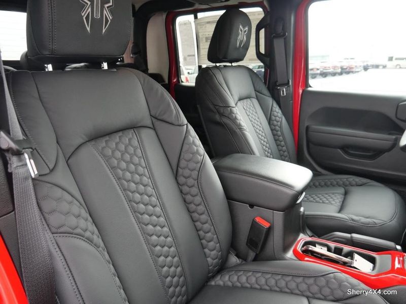 2022 Jeep Gladiator Sport S 4x4Image 38
