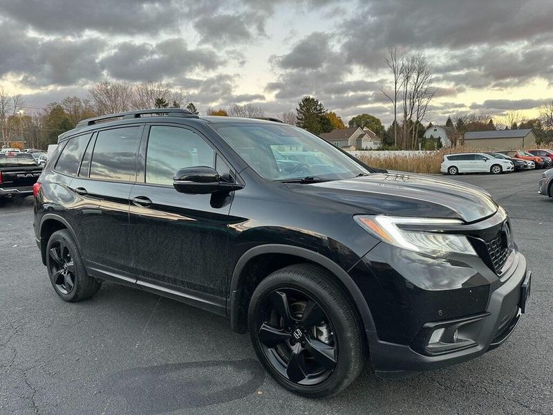 2021 Honda Passport EliteImage 1