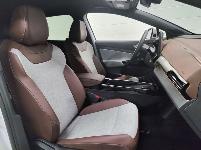 Used 2023 Volkswagen ID.4 Pro 82kW Long Range AWDImage 5