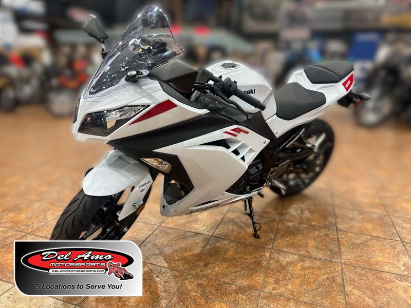 2026 Kawasaki NINJA 300 ABS