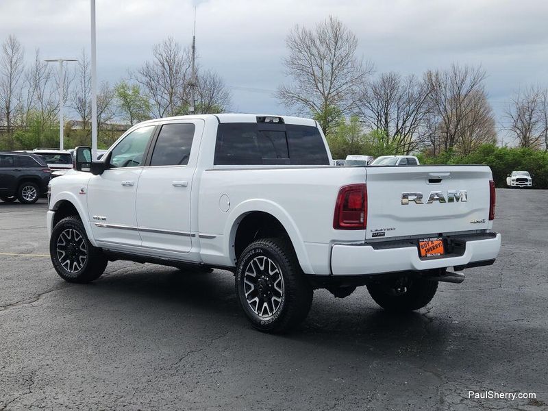 New 2026 RAM 2500 Limited Crew Cab 4x4 6'4' Box