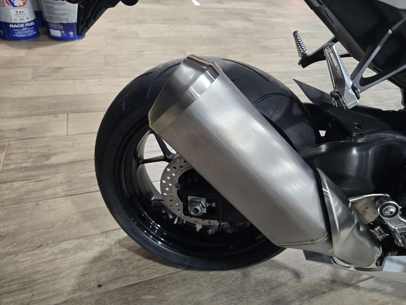 New 2026 Honda CBR1000RR PEARL WHITE Image 13