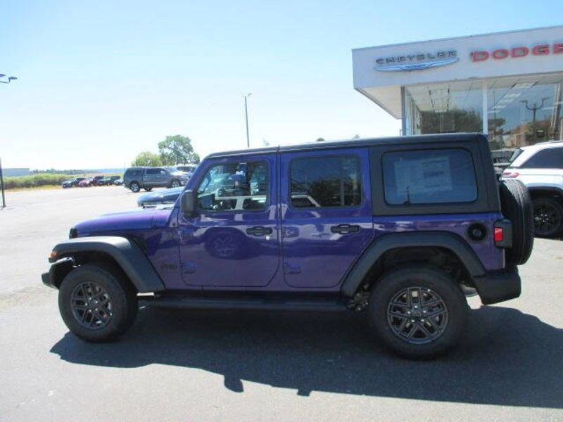 New 2026 Jeep Wrangler 4-door Sport SImage 11