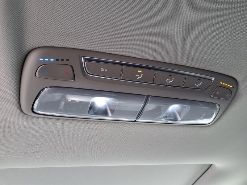 Used 2020 Kia Telluride SImage 17