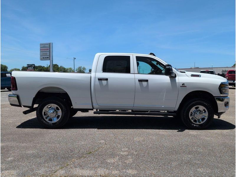 New 2026 RAM 2500 Tradesman Crew Cab 4x4 6