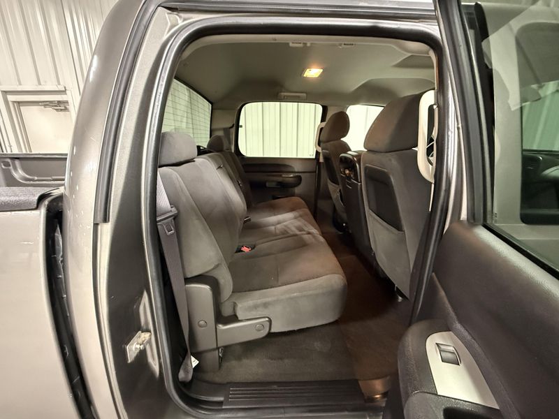 Used 2008 Chevrolet Silverado 2500HD LT w/1LTImage 8