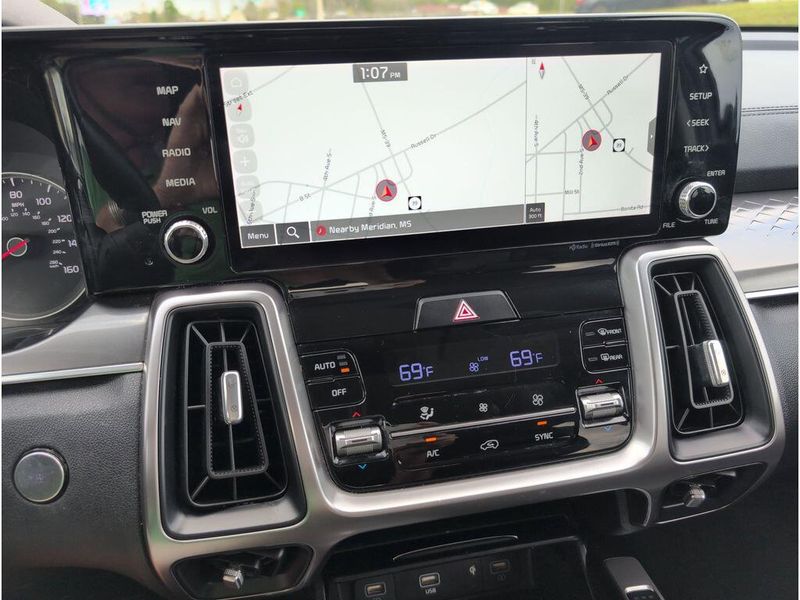 Used 2023 Kia Sorento SImage 13