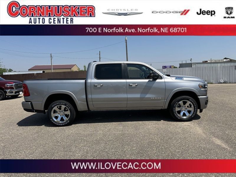 2025 RAM 1500 Big Horn Crew Cab 4x4 5