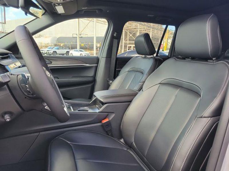 New 2026 Jeep Grand Cherokee Limited 4x4