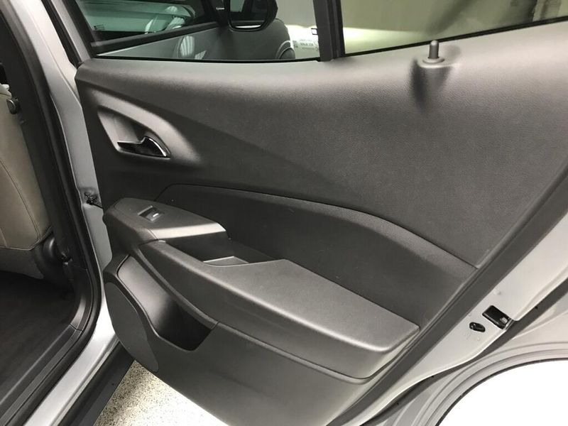 Used 2025 Chevrolet Trax ActivImage 18