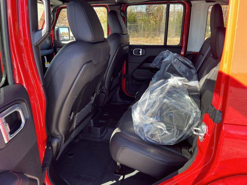 New 2026 Jeep Wrangler 4-door Rubicon XImage 16