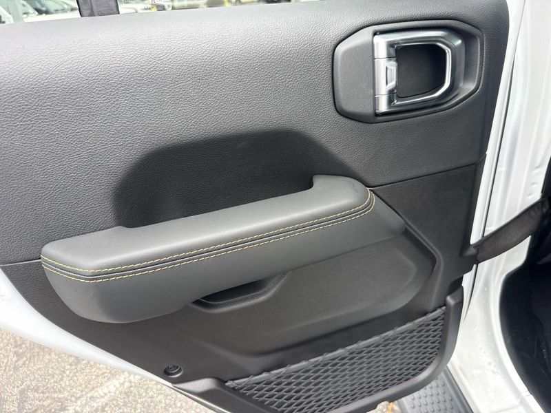 New 2025 Jeep Wrangler 4-door Sahara