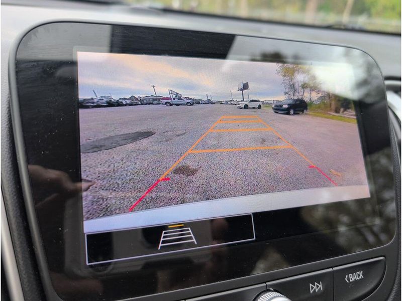 Used 2024 Chevrolet Malibu LTImage 15