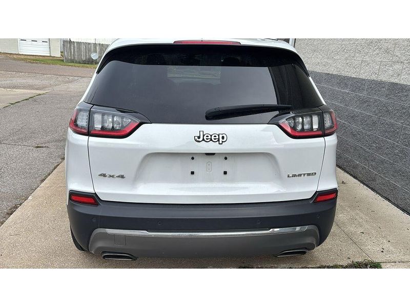 Used 2020 Jeep Cherokee LimitedImage 4