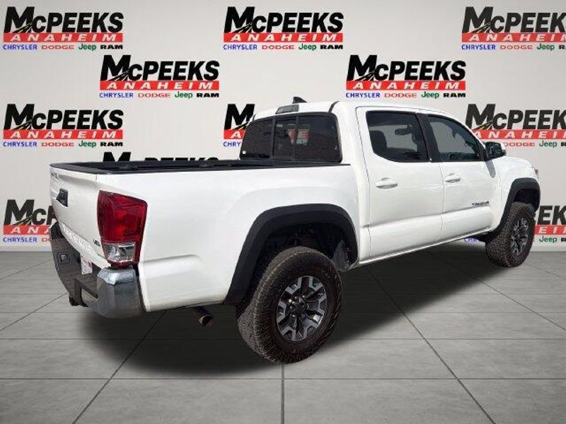 Used 2016 Toyota Tacoma TRD Off-RoadImage 5