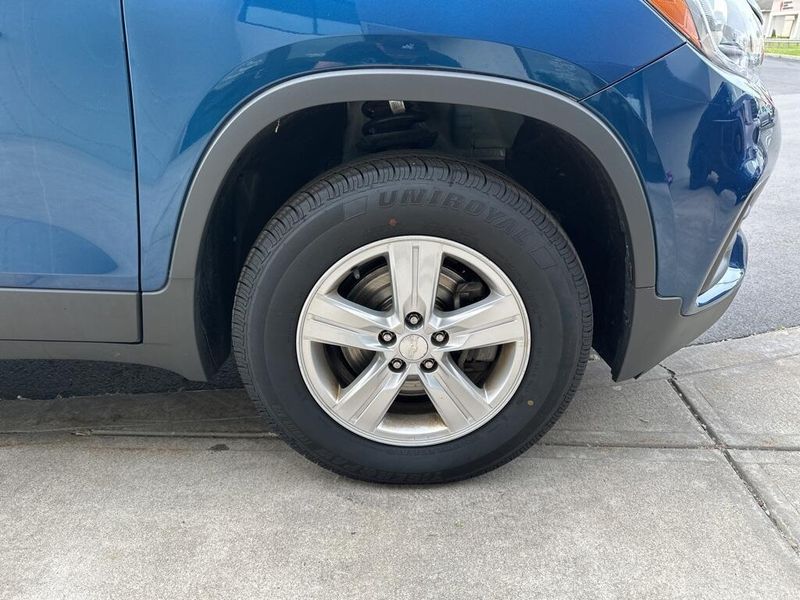 2020 Chevrolet Trax LTImage 12