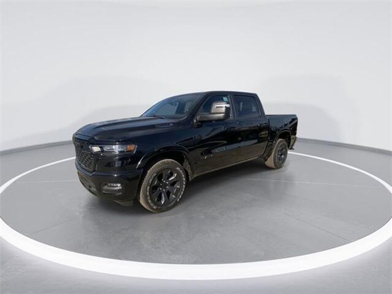 2025 RAM 1500 Big Horn Crew Cab 4x2 5