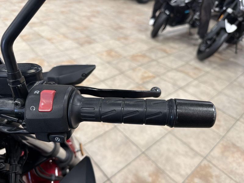 Used 2021 Kawasaki Z400 ABS Image 24