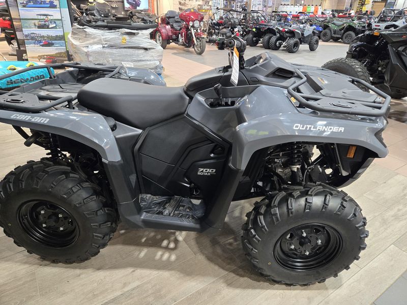 2025 Can-Am OUTLANDER 700 GRANITE GRAY Image 4