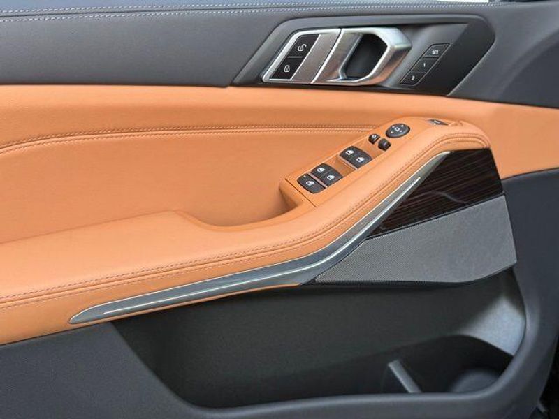 New 2026 BMW X5 xDrive40iImage 14