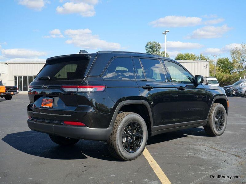 New 2025 Jeep Grand Cherokee Altitude X 4x4