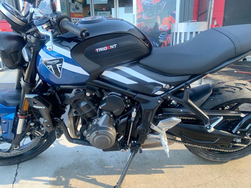 New 2025 Triumph TRIDENT 660 Image 12