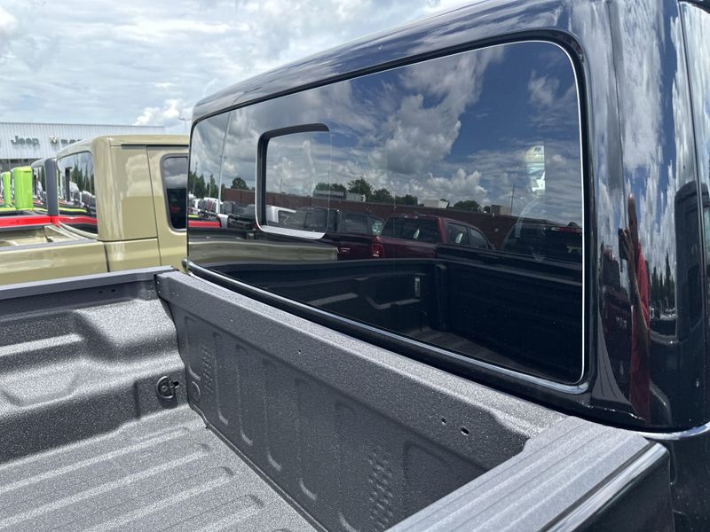 New 2025 Jeep Gladiator Rubicon X 4x4Image 9