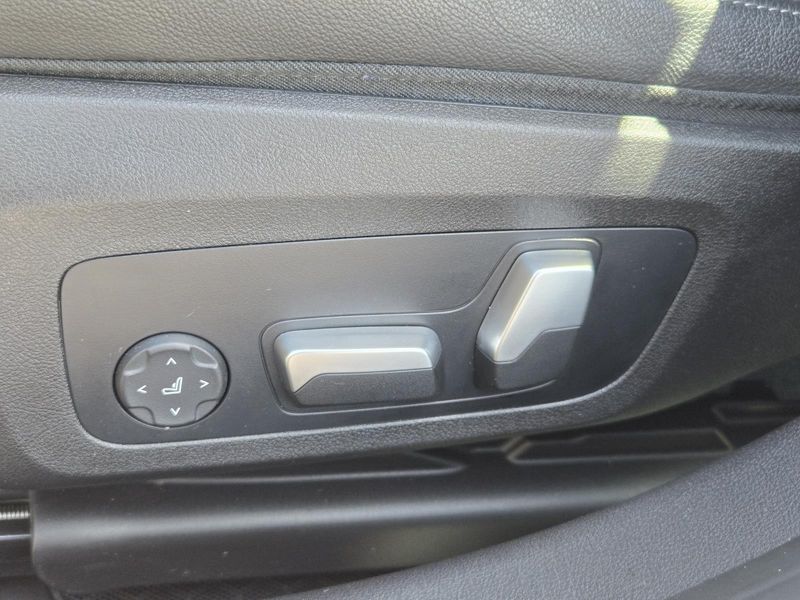 Used 2023 BMW 330i Sedan