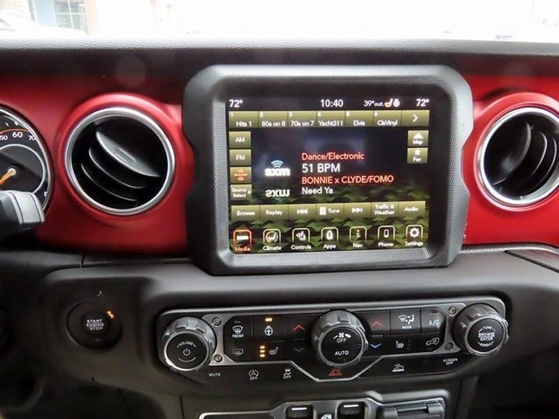 2023 Jeep Gladiator RubiconImage 22
