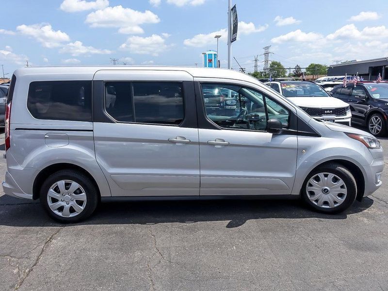 2019 Ford Transit XLT photo 9