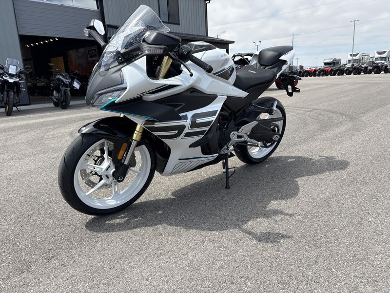 New 2026 CFMOTO 450SS 