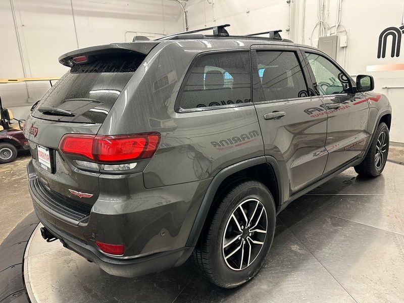 2021 Jeep Grand Cherokee TrailhawkImage 16