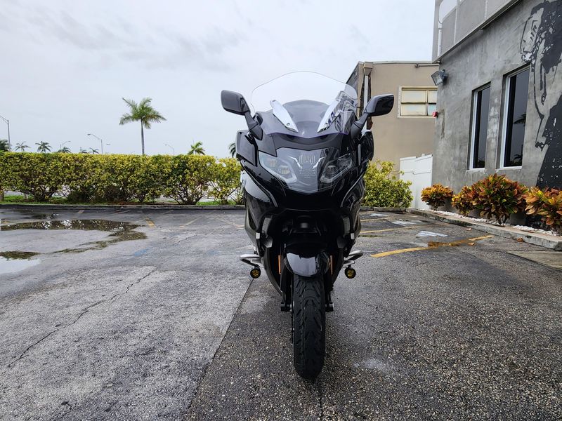 2022 BMW K 1600 GTL Image 2