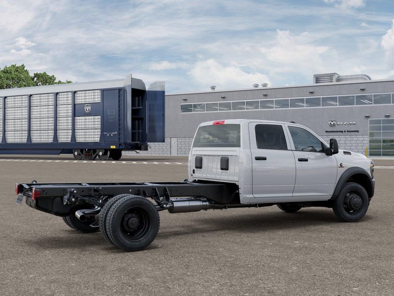 New 2026 RAM 5500 Tradesman Chassis Crew Cab 4x4 84