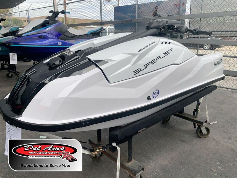 New 2025 Yamaha Superjet 