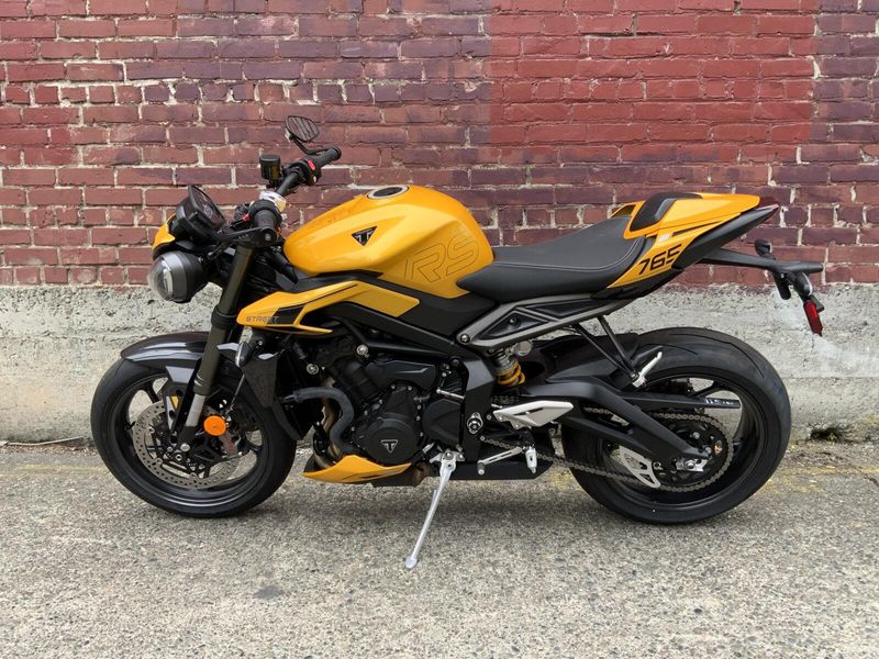 2025 Triumph Street Triple 765 RS