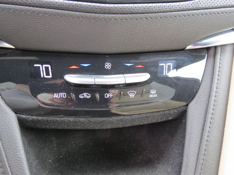 2018 Cadillac XT5 Base 4dr SUVImage 19