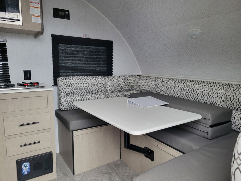 Used 2023 FOREST RIVER EVO 176 QB Image 8