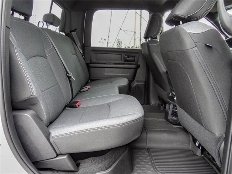 2022 RAM 2500 Tradesman Crew Cab 4x4 6